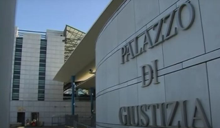 Sulmona, rinviati a giudizio sei imputati per usura e tentato omicidio